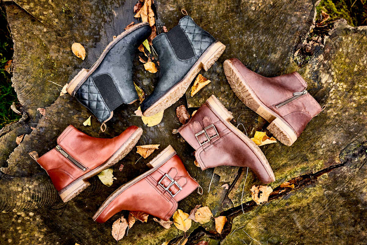 Barbour Abigail Quilted Chelsea Boots in Black Leather