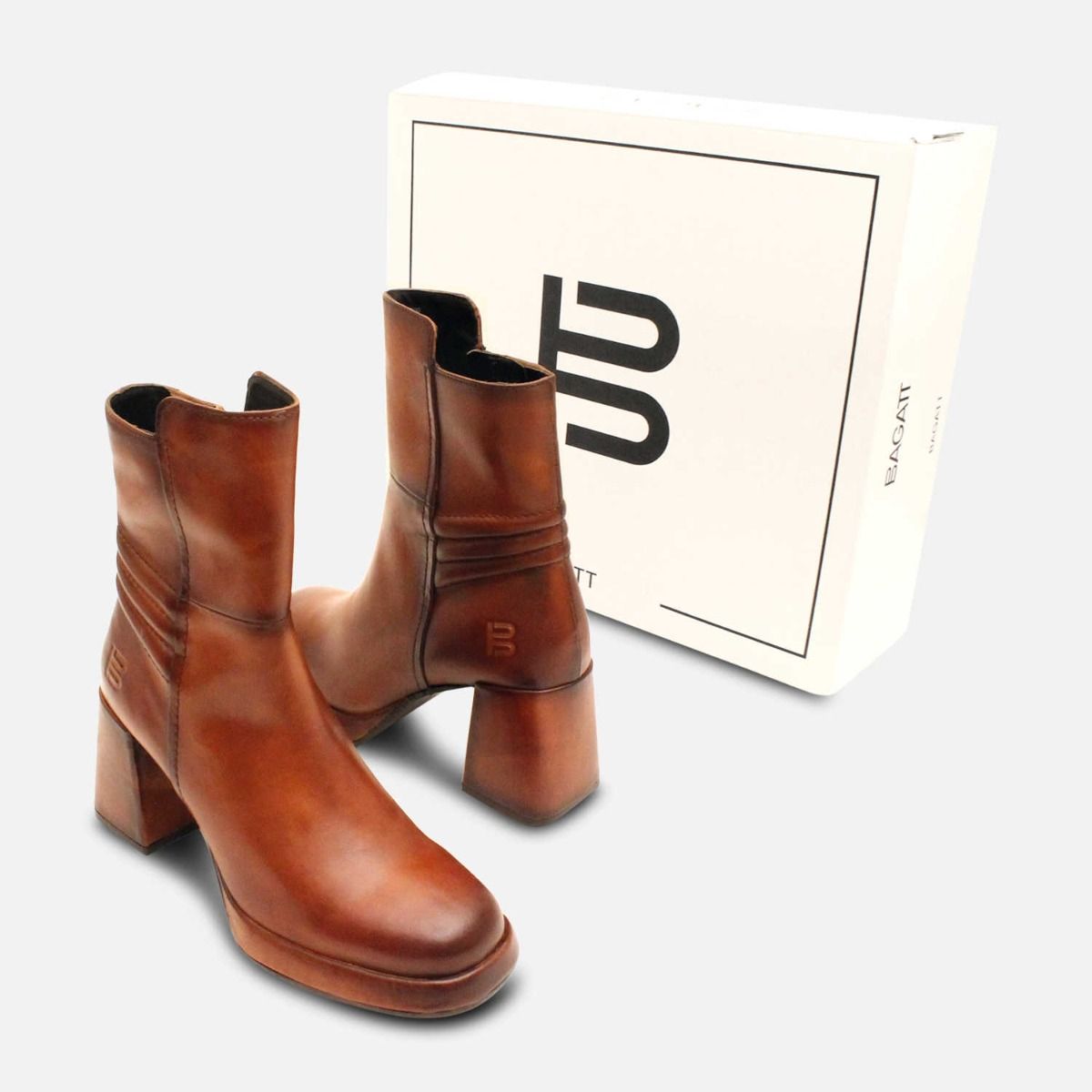 Bagatt Designer Ankle Zip Boots in Antique Tan Leather