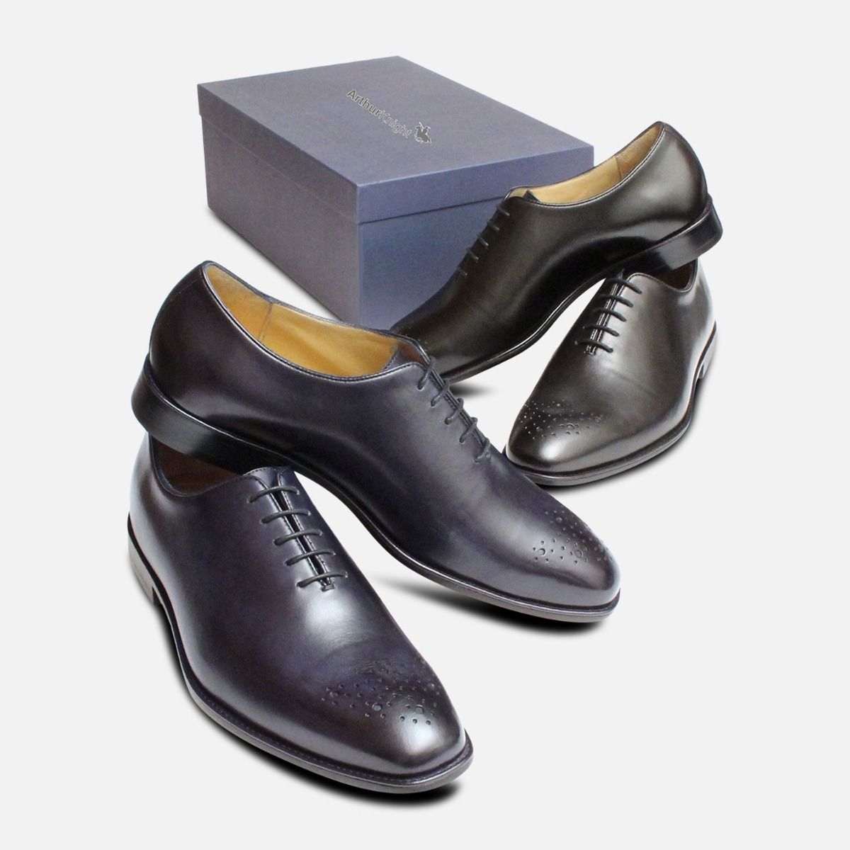Wholecut Oxford Brogue Shoes in Black