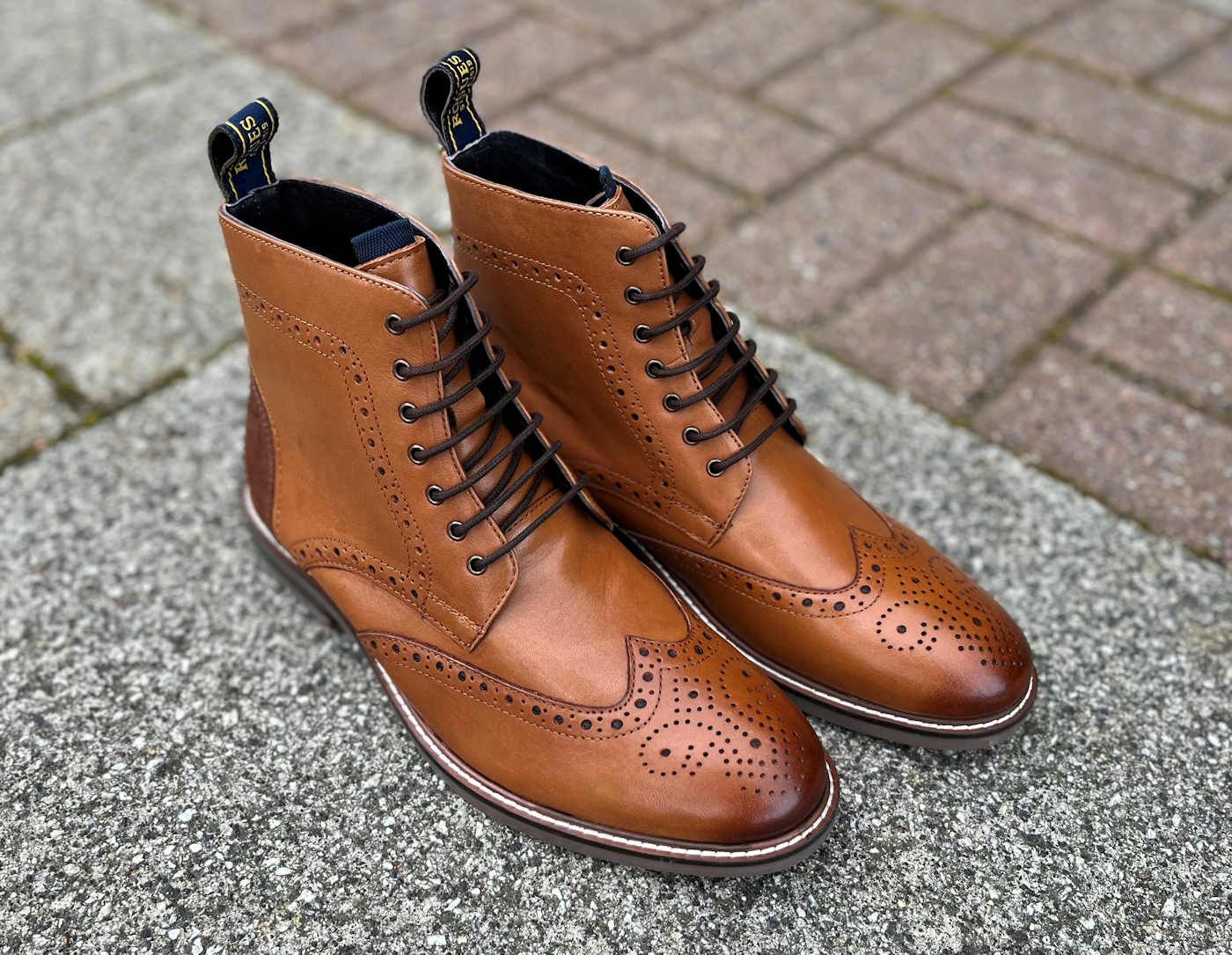 John White Country Brogue Boots in Tan Leather display picture 3