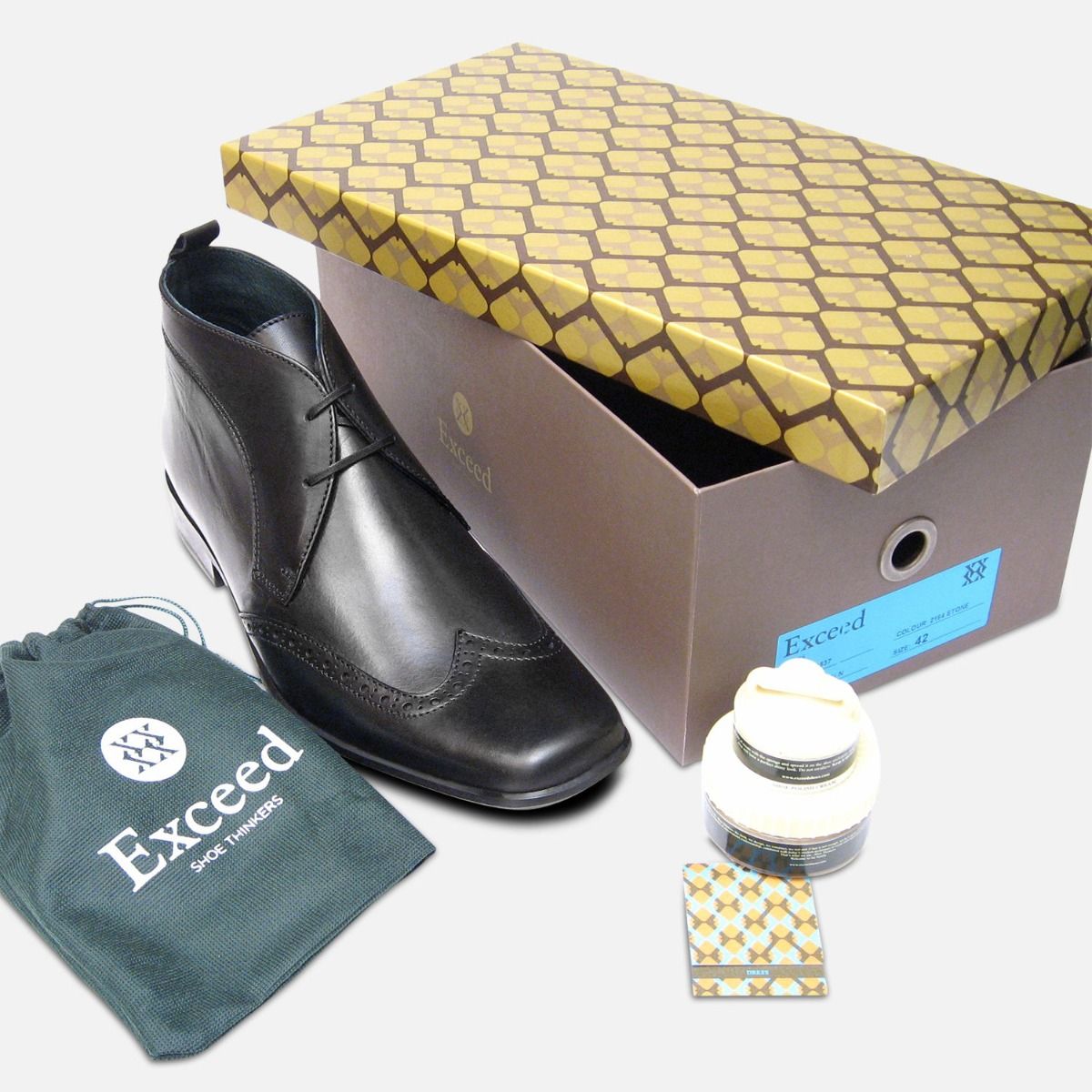 Wingcap Exceed Mens Black Chukka Boots