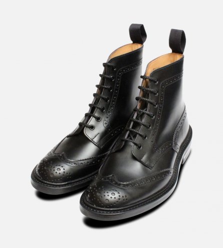 Trickers Stow Black Dainite Brogue Boots