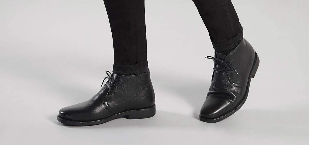 Londrina Black Chukka Boots by Anatomic Shoes
