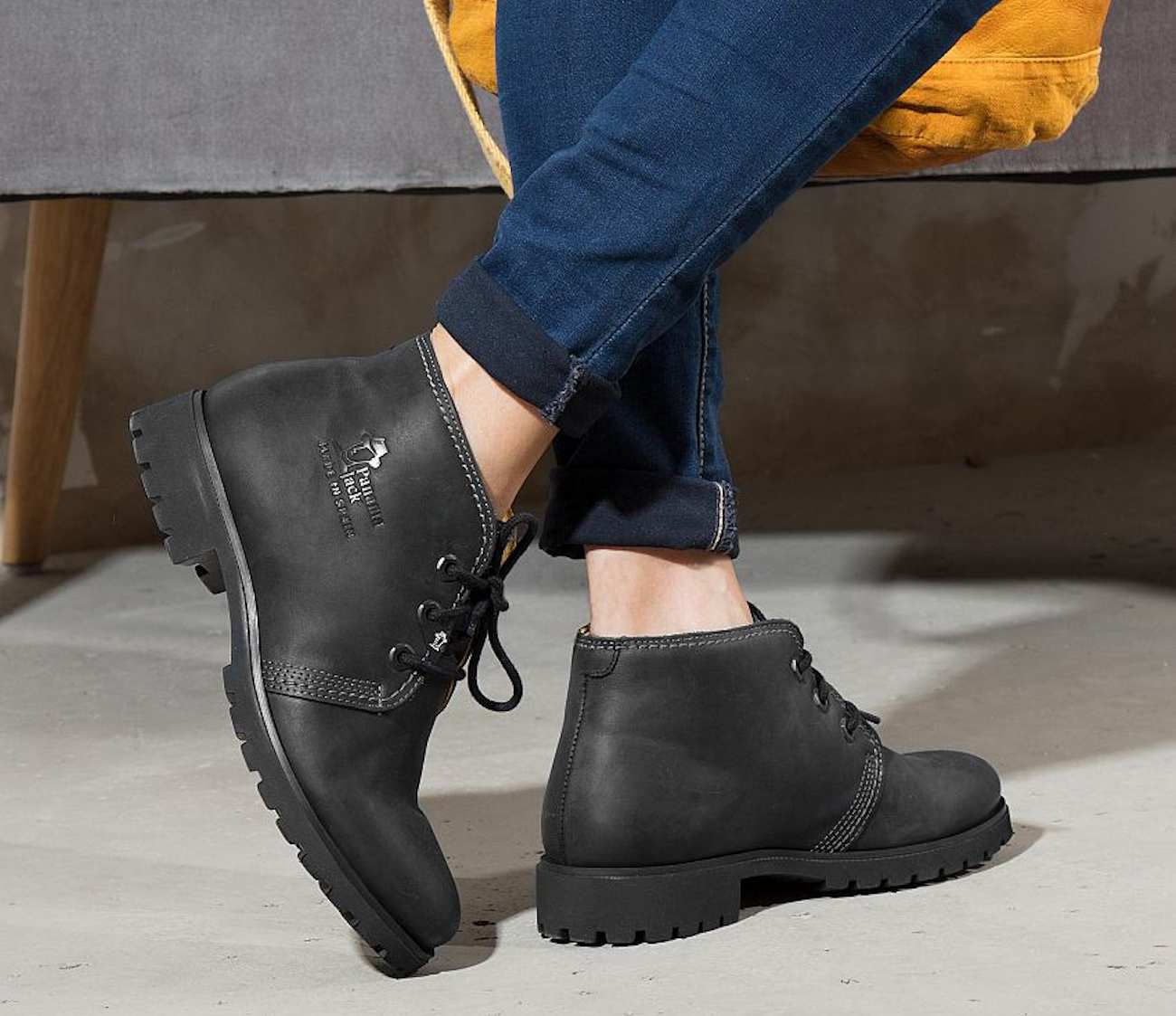 Miss Panama Jack Black Womens Bota Walking Boots