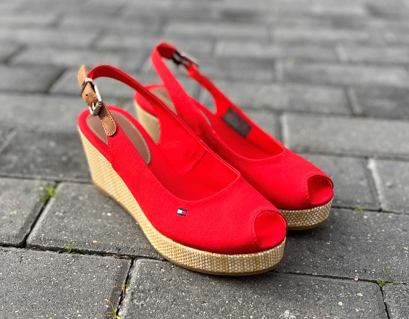 Tommy Hilfiger Elba Vibrant Red Womens Wedge Sandals