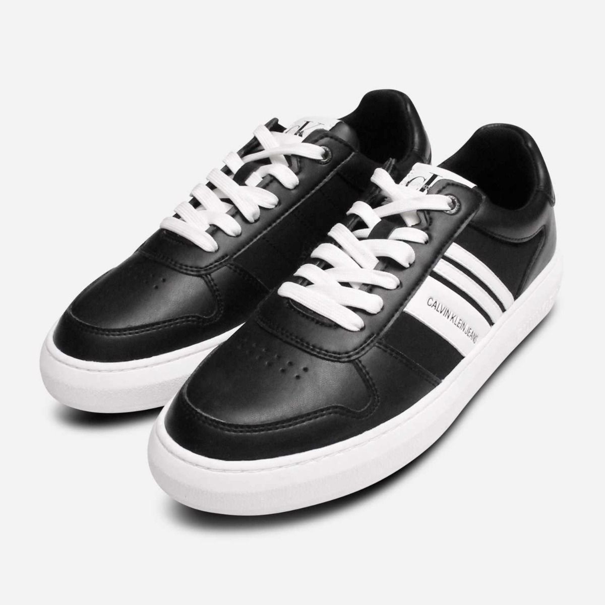 Introducir 42+ imagen calvin klein shoes black and white - Giaoduchtn ...