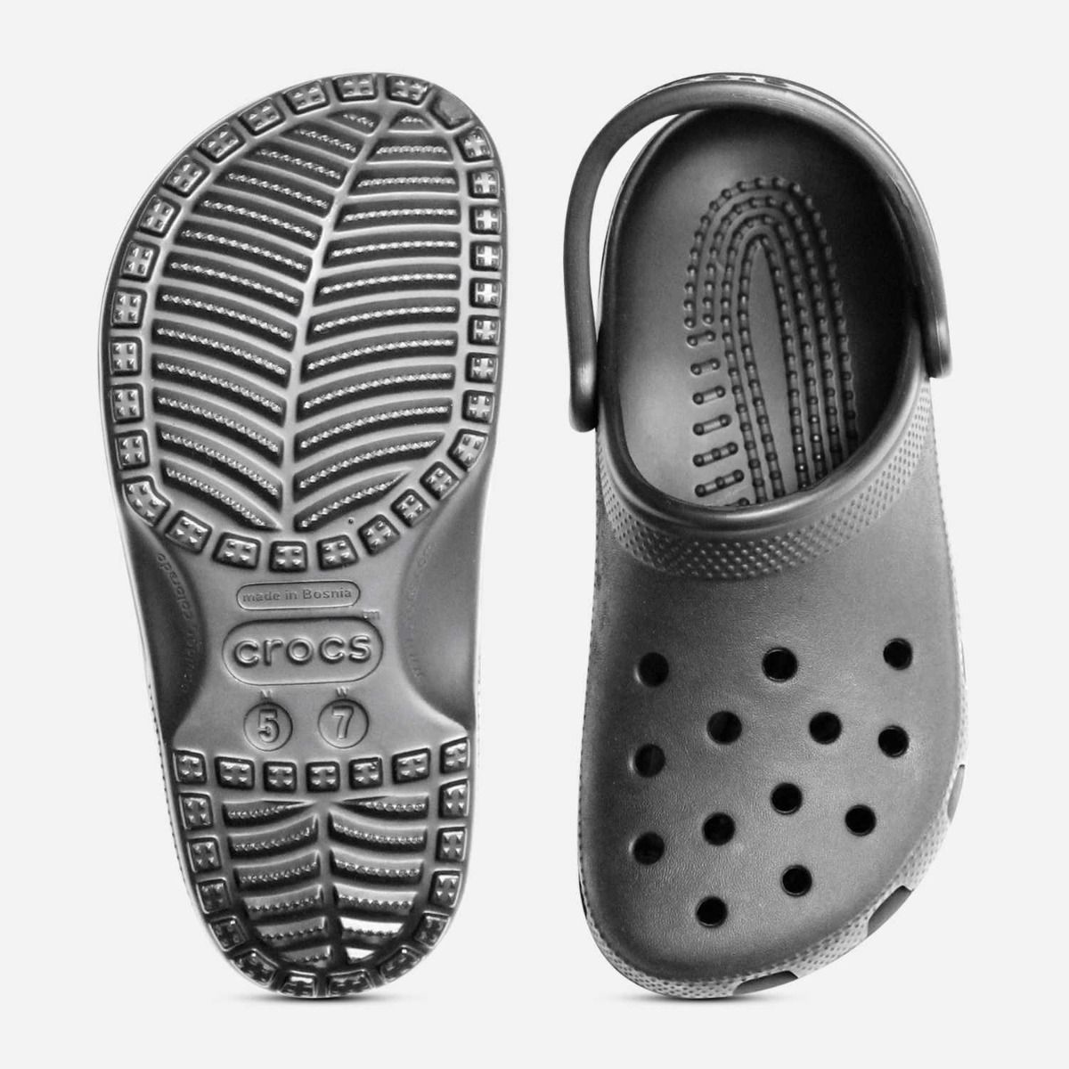Crocs Classic Clogs in Black for Women