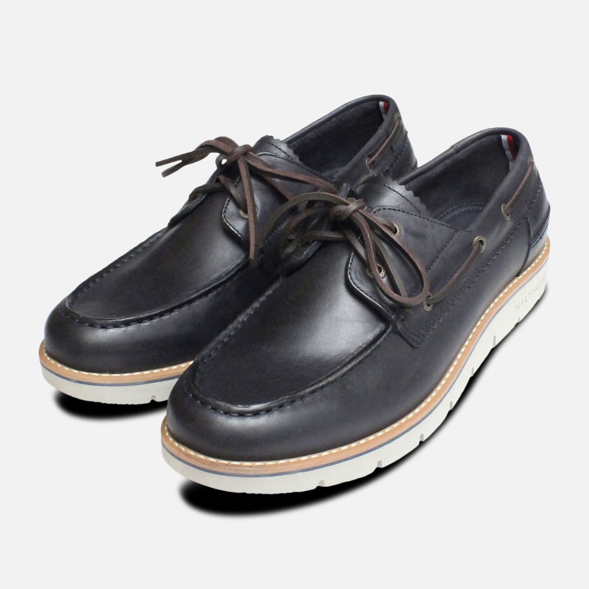 tommy hilfiger boat shoes womens